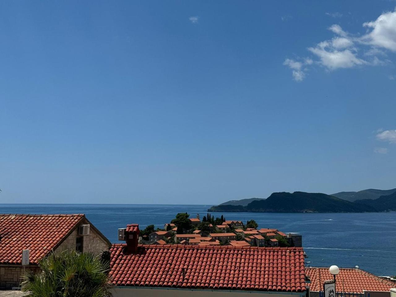 Lenny One Bedroom Sveti Stefan